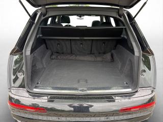 Audi Q7 S line – image 11 of 23