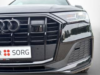 Audi Q7 S line – image 12 of 23
