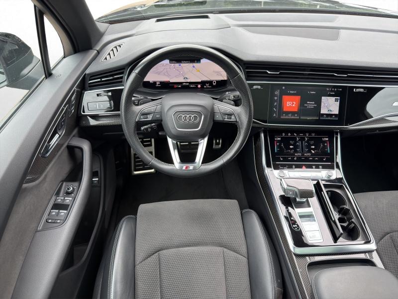 Audi Q7 S line – image 8 of 23