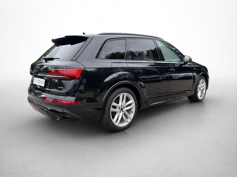 Audi Q7 S line – image 19 of 23