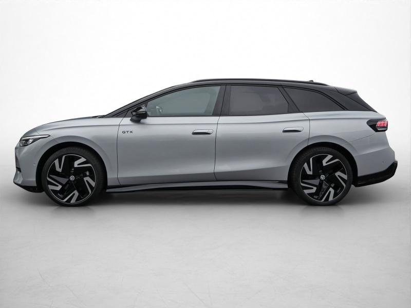 Volkswagen ID.7 Tourer GTX – image 3 of 24