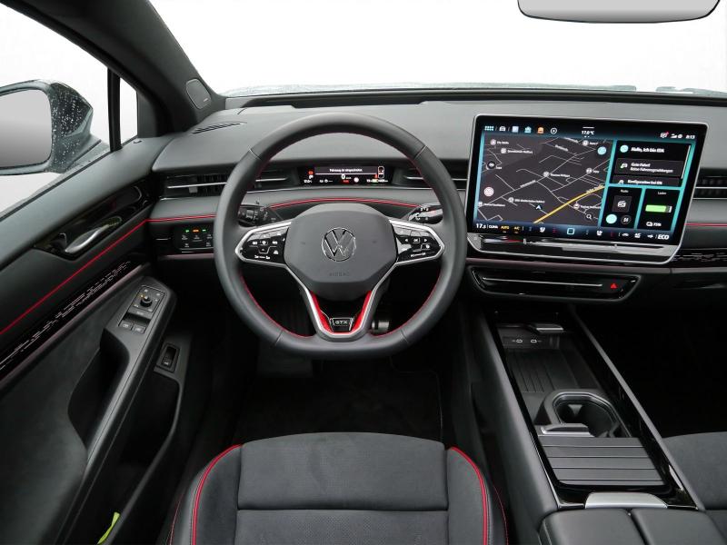 Volkswagen ID.7 Tourer GTX – image 8 of 24