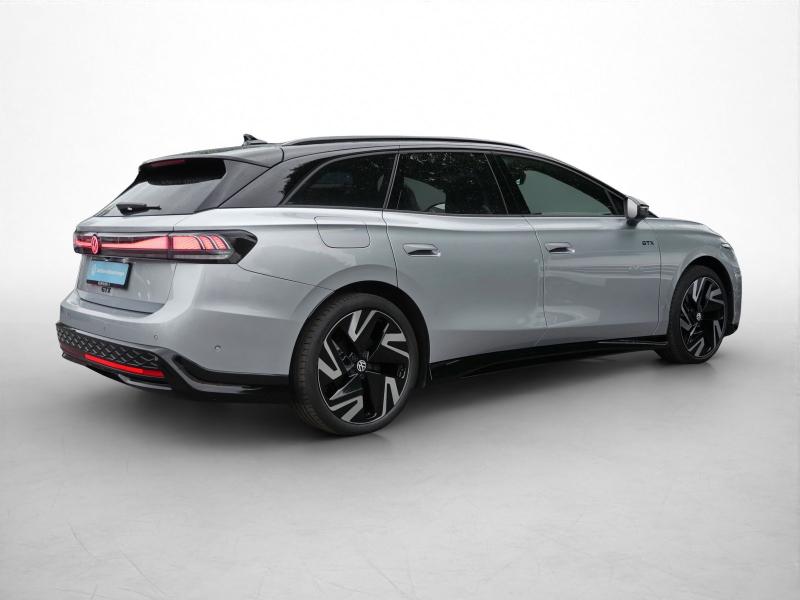 Volkswagen ID.7 Tourer GTX – image 18 of 24