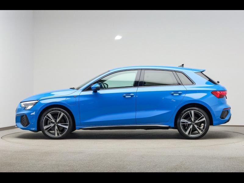 Audi A3 Sportback S line – image 3 of 25