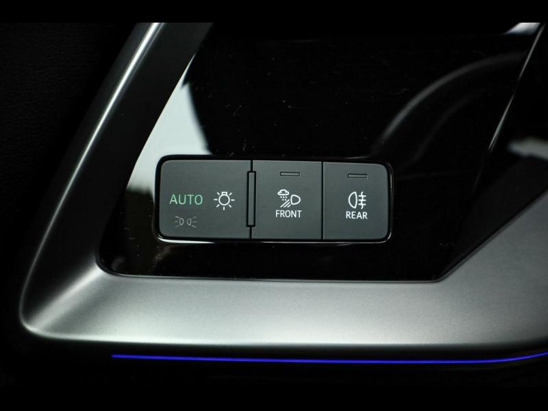 Audi A3 Sportback S line – image 17 of 25