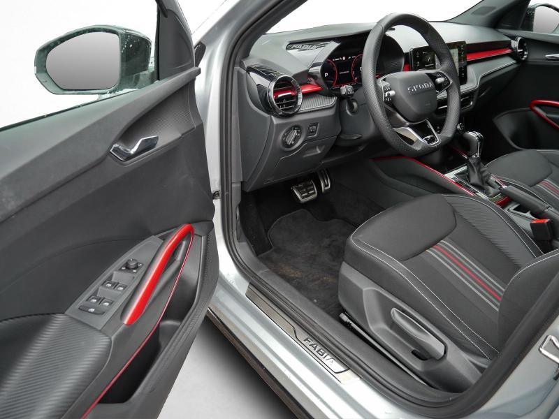 Škoda Fabia Monte Carlo – image 14 of 24