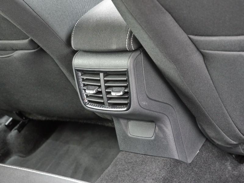 Škoda Fabia Monte Carlo – image 17 of 24