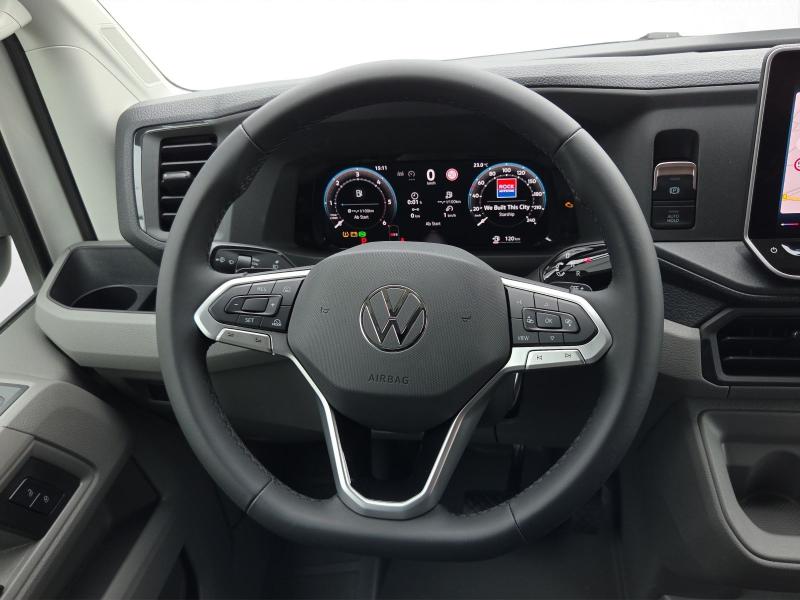 Volkswagen Crafter – image 7 of 16
