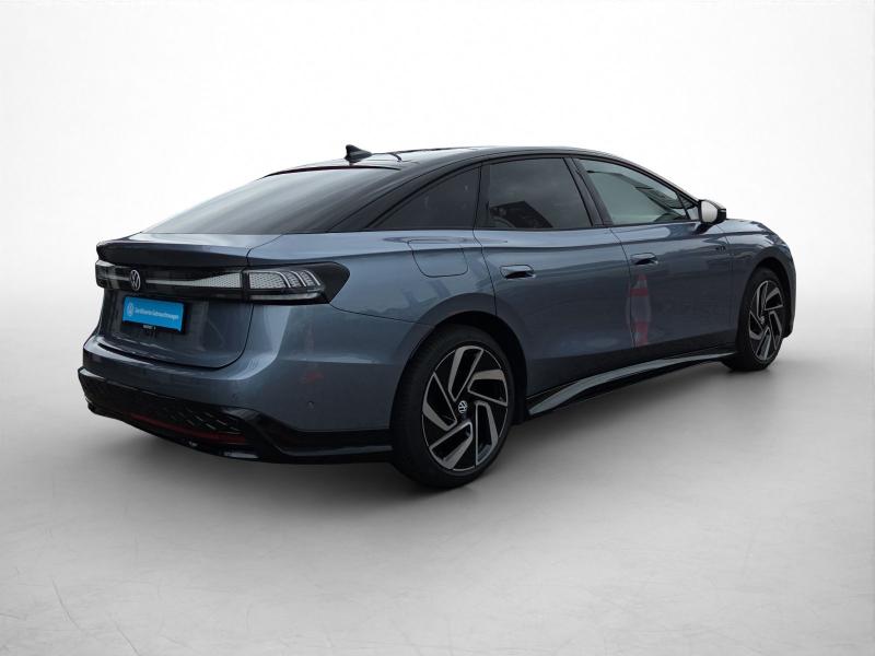 Volkswagen ID.7 GTX – image 18 of 19