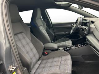 Volkswagen Golf GTE – image 4 of 17