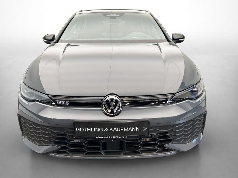 Volkswagen Golf GTE – image 12 of 17