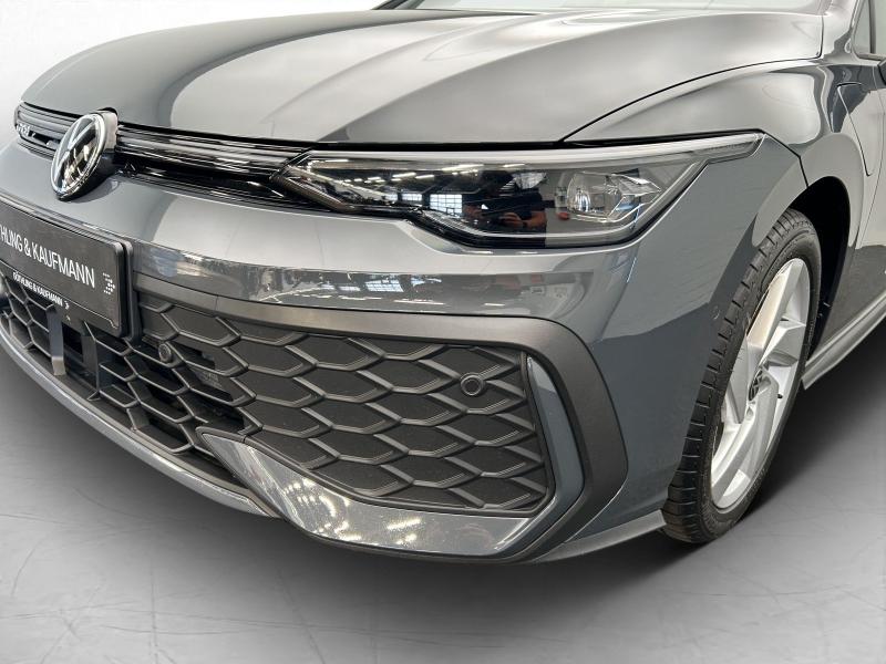 Volkswagen Golf GTE – image 13 of 17