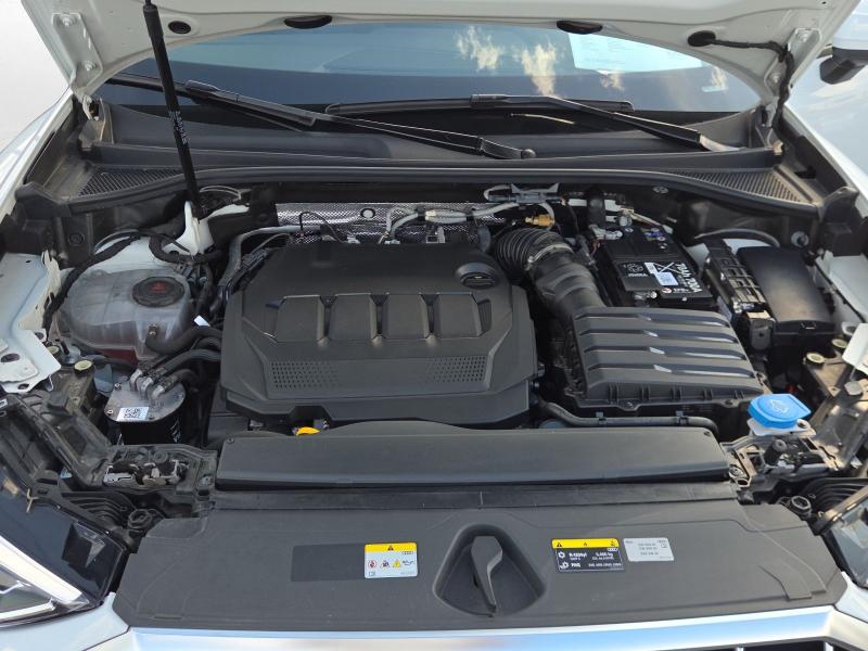 Audi Q3 advanced – image 18 of 25