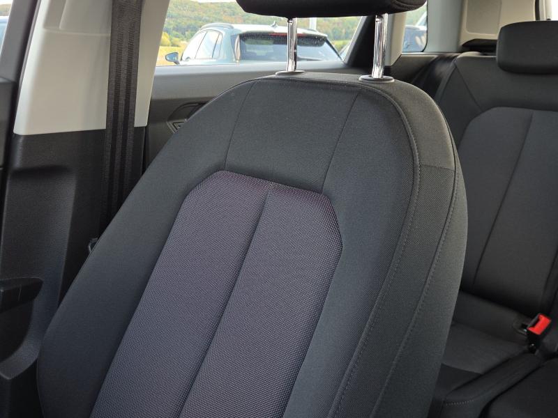 Audi Q3 advanced – image 24 of 25