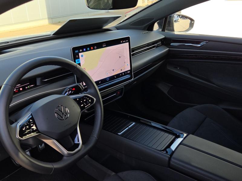 Volkswagen ID.7 Pro S – image 20 of 21