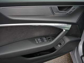 Audi A6 Avant S line – image 21 of 24