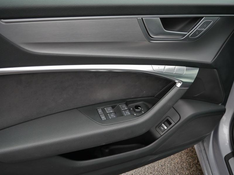 Audi A6 Avant S line – image 21 of 24