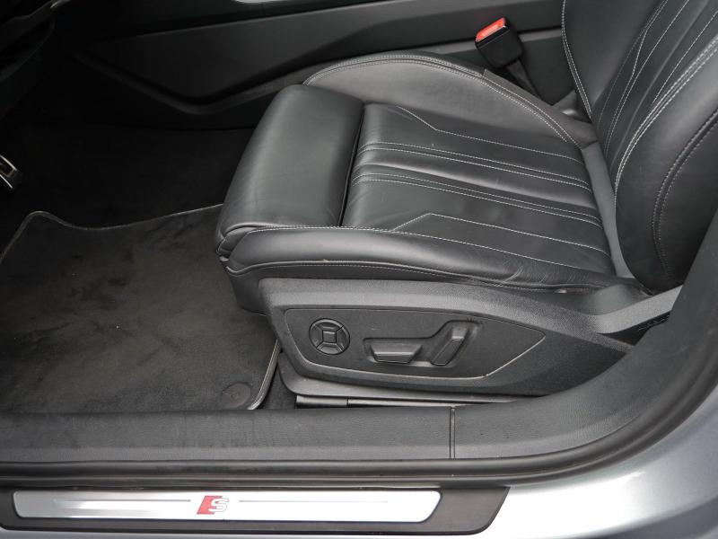 Audi A6 Avant S line – image 22 of 24