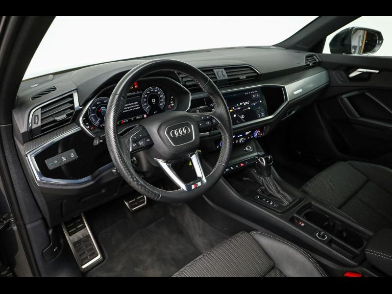 Audi Q3 Sportback S line – image 9 of 25