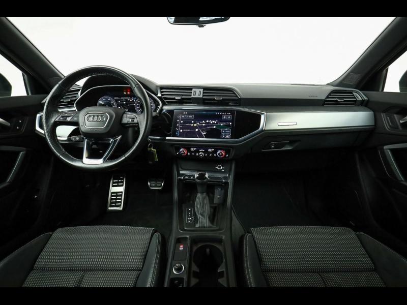 Audi Q3 Sportback S line – image 10 of 25
