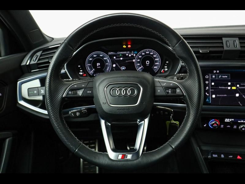 Audi Q3 Sportback S line – image 11 of 25