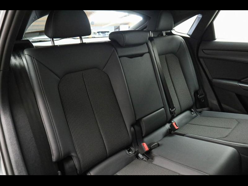 Audi Q3 Sportback S line – image 21 of 25
