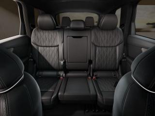 Audi Q7 S line – image 9 of 10