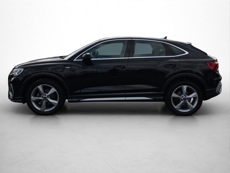 Audi Q3 Sportback S line – image 3 of 18