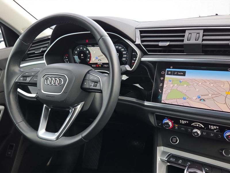 Audi Q3 Sportback S line – image 5 of 18