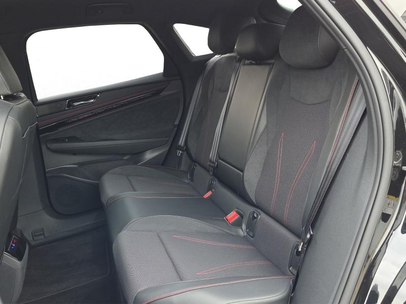 Volkswagen ID.7 GTX – image 16 of 25