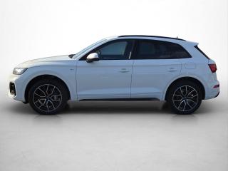 Audi Q5 S line – image 3 of 19