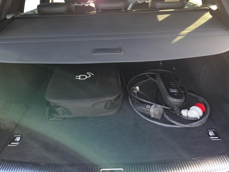 Audi Q5 S line – image 11 of 19