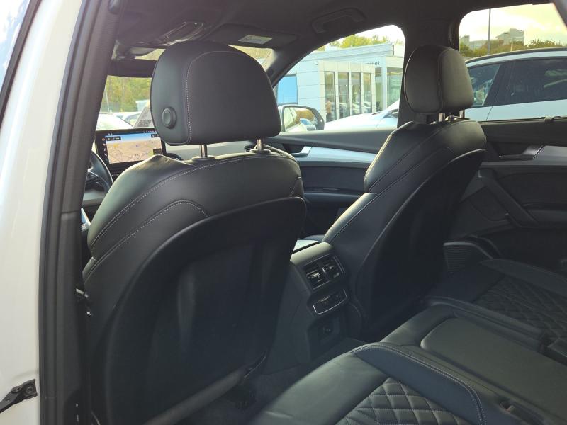 Audi Q5 S line – image 15 of 19