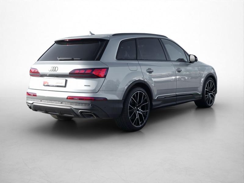 Audi Q7 S line – image 2 of 24
