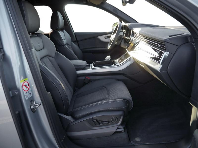 Audi Q7 S line – image 4 of 24