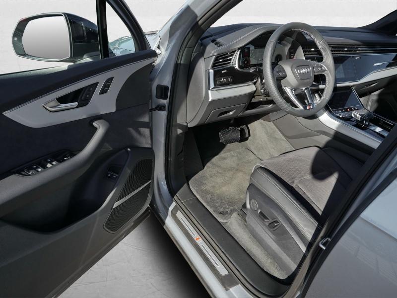 Audi Q7 S line – image 14 of 24