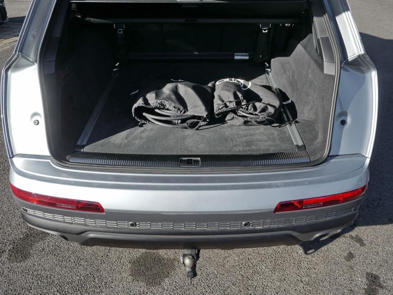 Audi Q7 S line – image 23 of 24