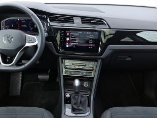 Volkswagen Touran Highline – image 6 of 24