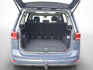 Volkswagen Touran Highline – image 12 of 24