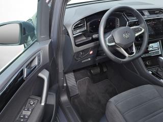 Volkswagen Touran Highline – image 14 of 24