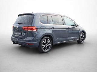 Volkswagen Touran Highline – image 18 of 24