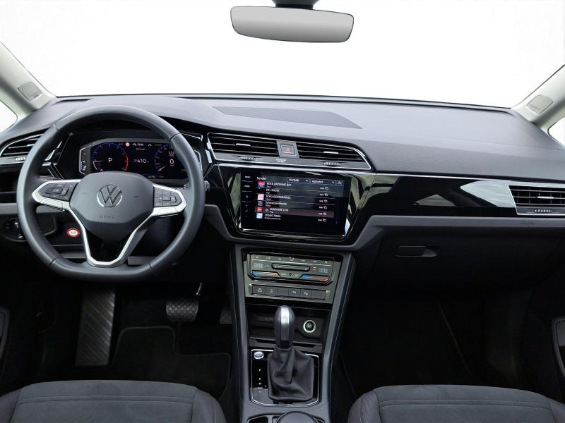 Volkswagen Touran Highline – image 5 of 24