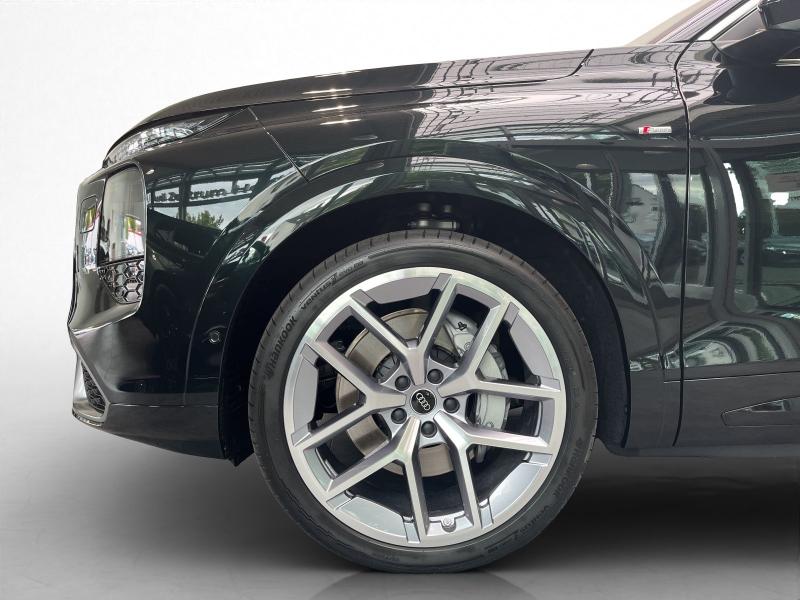 Audi Q7 S line – image 11 of 14
