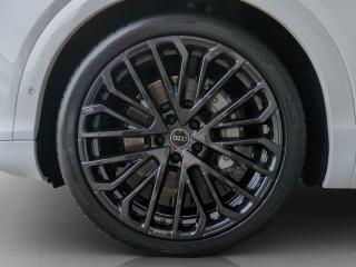 Audi Q7 S line – image 12 of 24