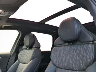Audi Q7 S line – image 10 of 24