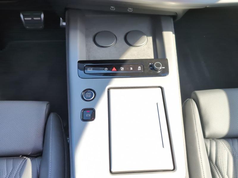 Audi Q7 S line – image 7 of 24