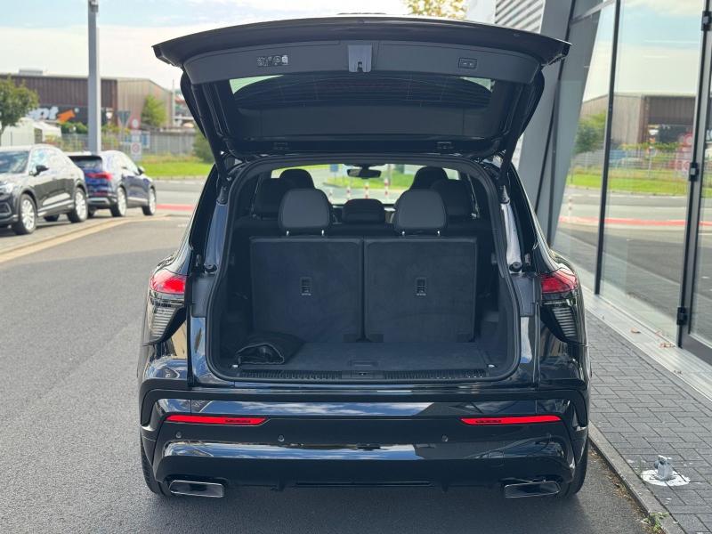 Audi Q7 S line – image 7 of 19