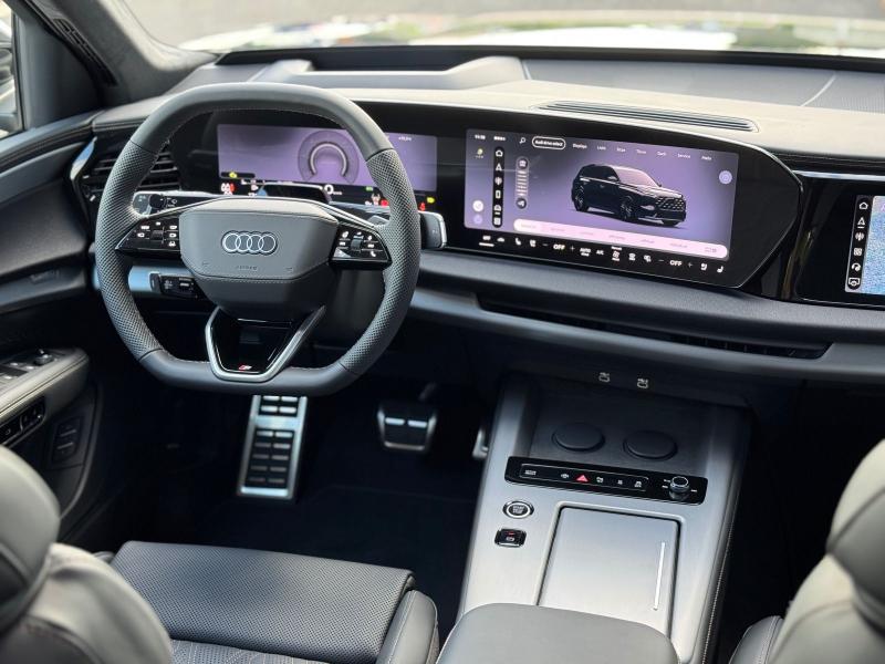 Audi Q7 S line – image 11 of 19