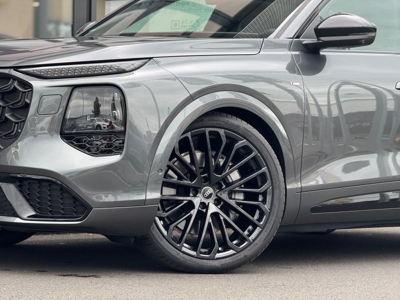 Audi Q7 S line – image 7 of 20