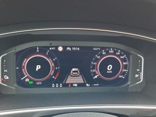 Volkswagen Tiguan R-Line – image 9 of 16